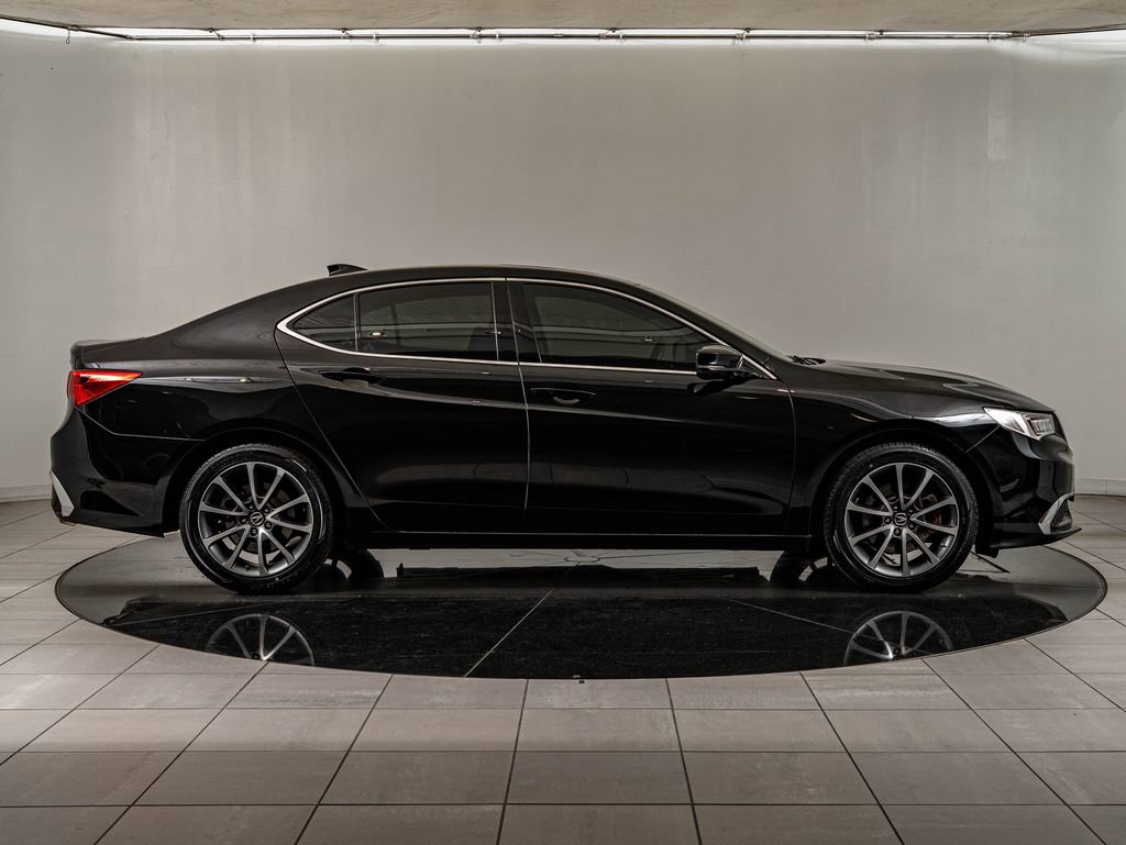 Used 2018 Acura TLX V6 image 4