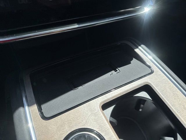 New 2025 Volvo EX90 Ultra image 30