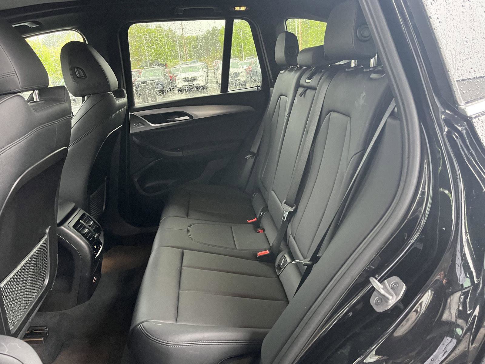 Used 2021 BMW X3 xDrive30i AWD/4WD image 13