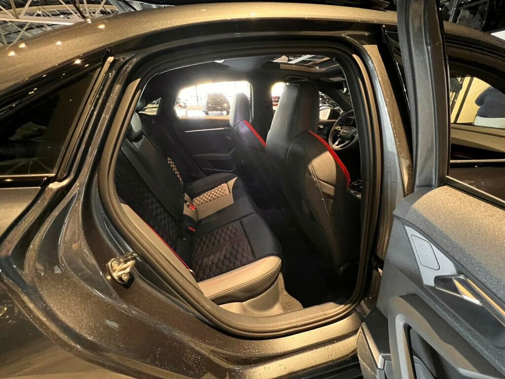 Used 2024 Audi RS 3 RS3/CarbonPkg/RS TechPkg/Black image 14