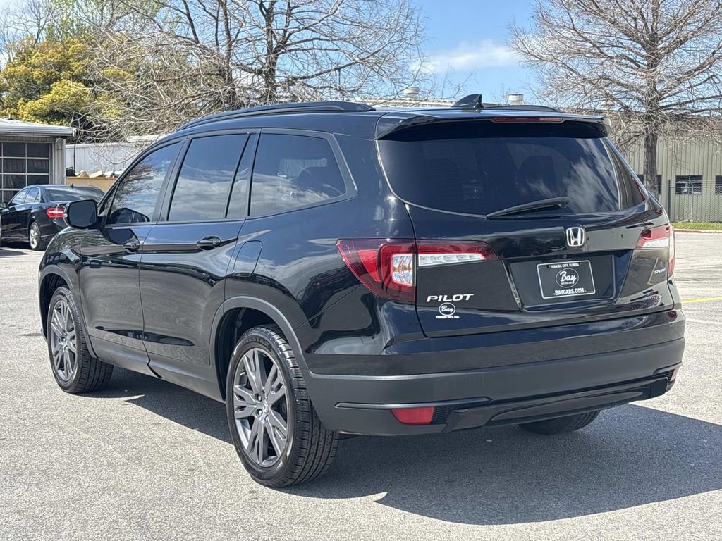 Used 2022 Honda Pilot Sport image 3