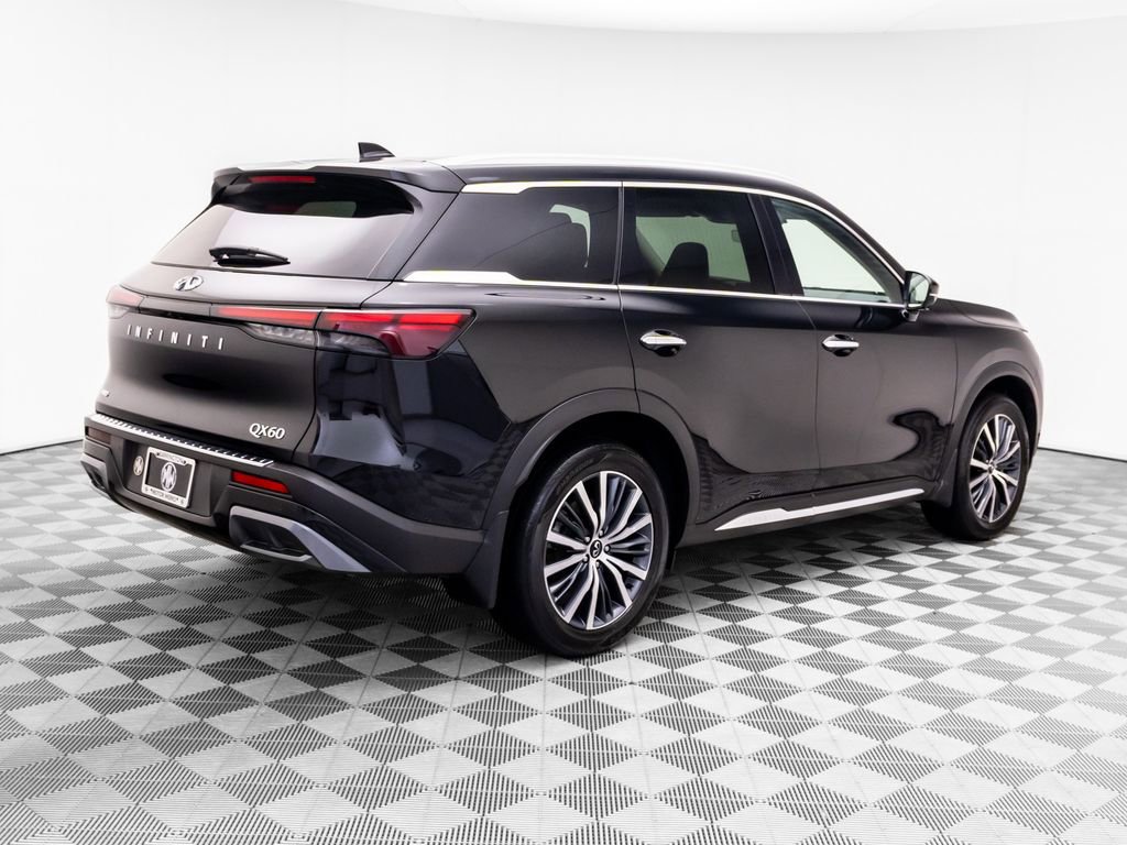 Used 2023 INFINITI QX60 Sensory w/ Cargo Package AWD/4WD image 7