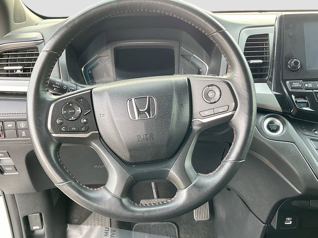 Used 2024 Honda Odyssey Sport image 11