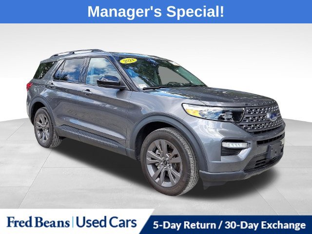 Certified 2024 Ford Explorer XLT w/ Equipment Group 202A AWD/4WD image 1