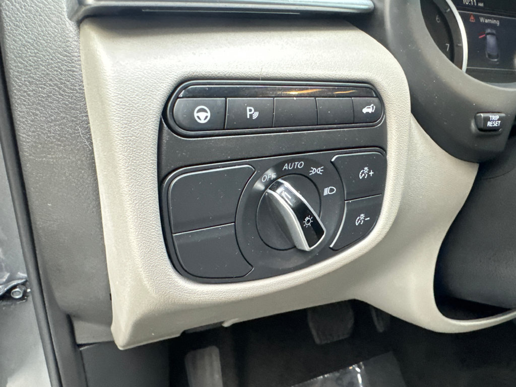 Used 2023 INFINITI QX50 Luxe FWD image 57