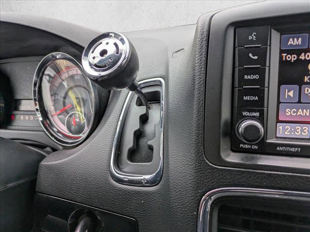 Used 2016 Dodge Grand Caravan SXT image 13