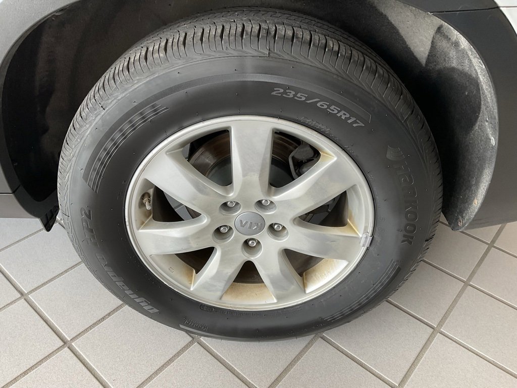 Used 2013 Kia Sorento LX image 7