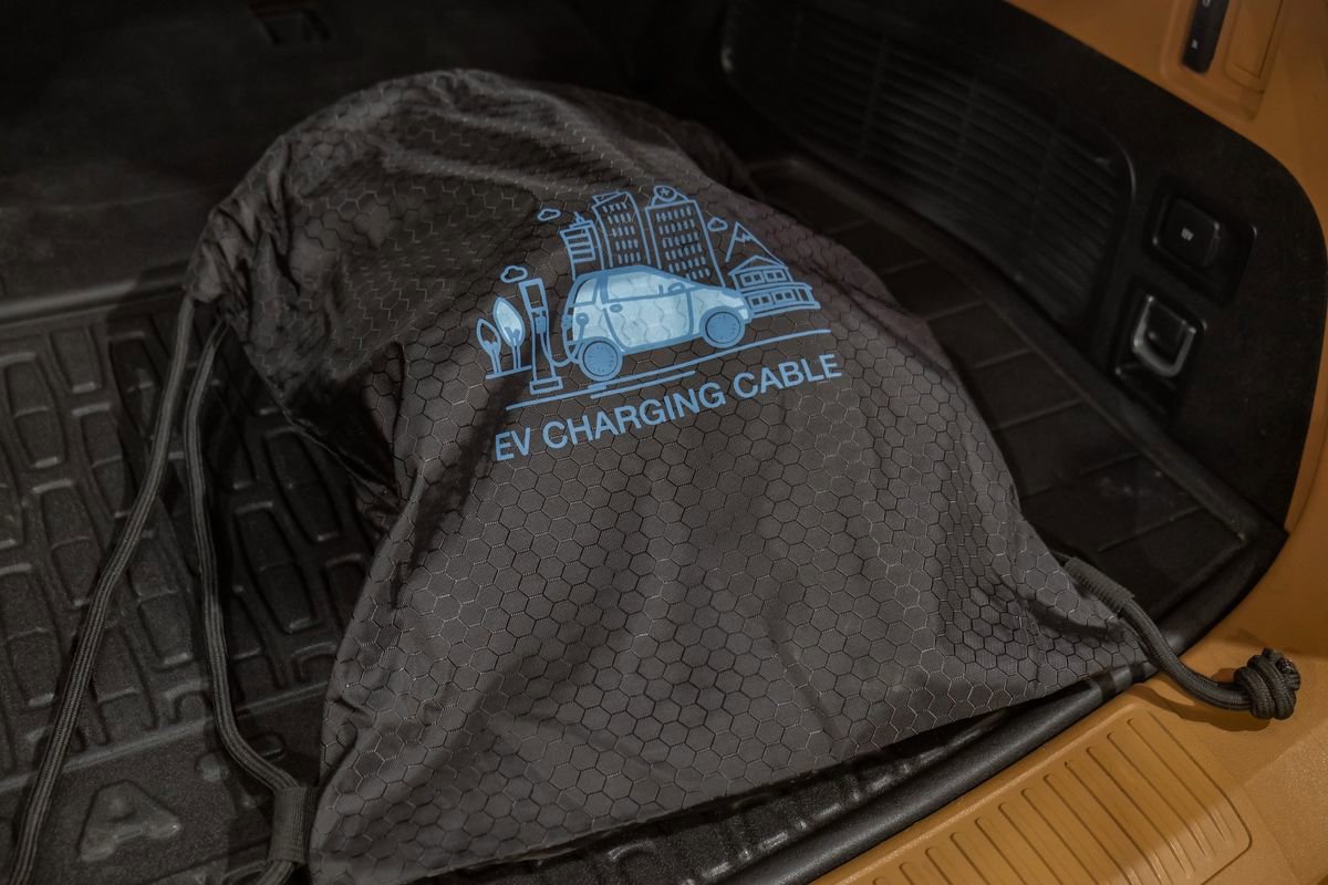 Used 2020 Lincoln Aviator Black Label Grand Touring w/ Class IV Trailer Tow Package image 59