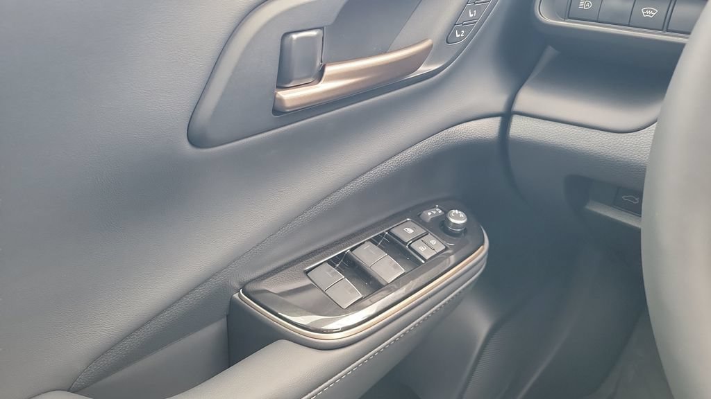 New 2026 Toyota Crown Platinum AWD/4WD image 19