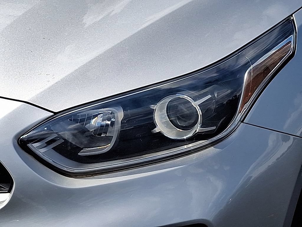 Used 2020 Kia Forte LXS FWD image 9
