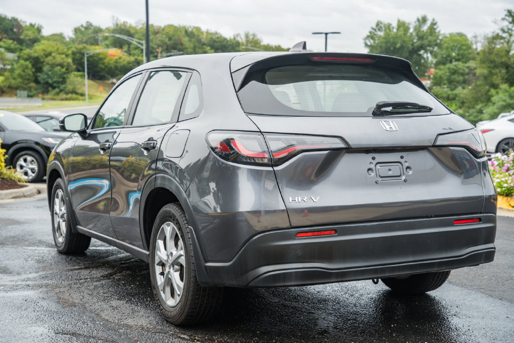 Used 2024 Honda HR-V LX image 5