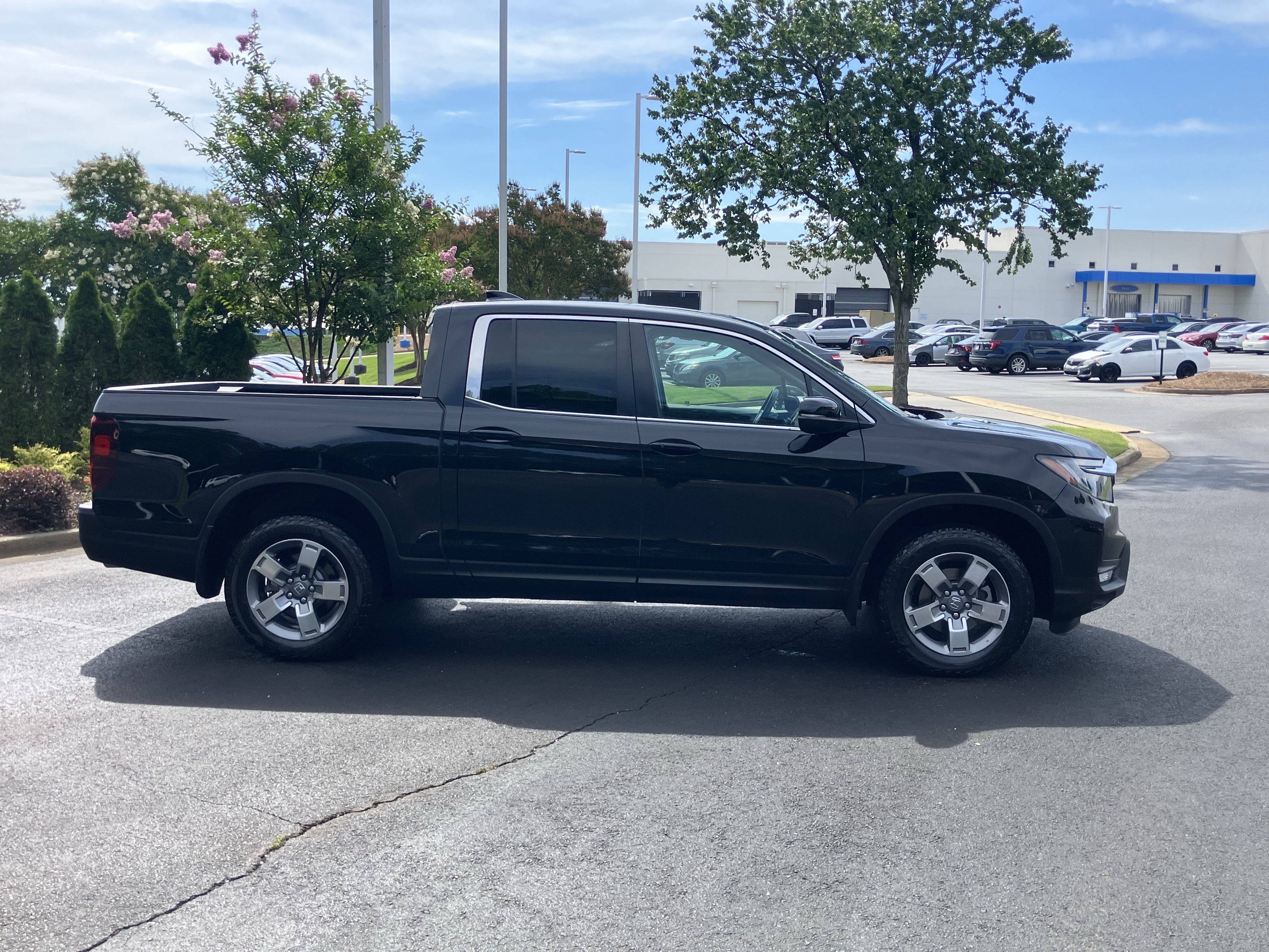 Certified 2025 Honda Ridgeline RTL image 11