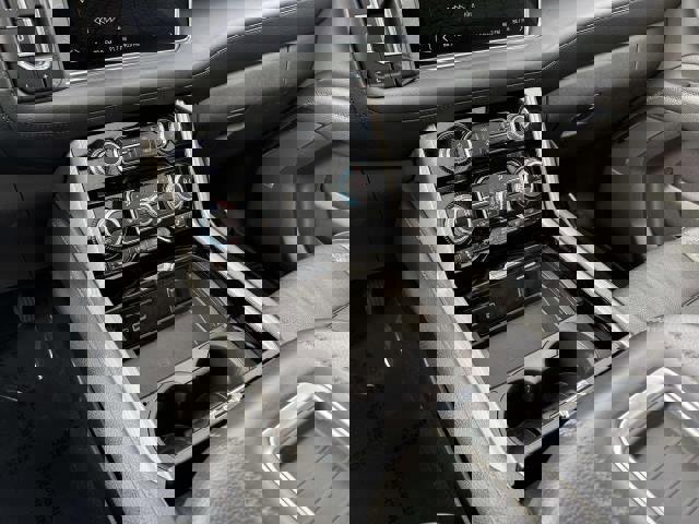 Certified 2022 GMC Yukon XL Denali image 31