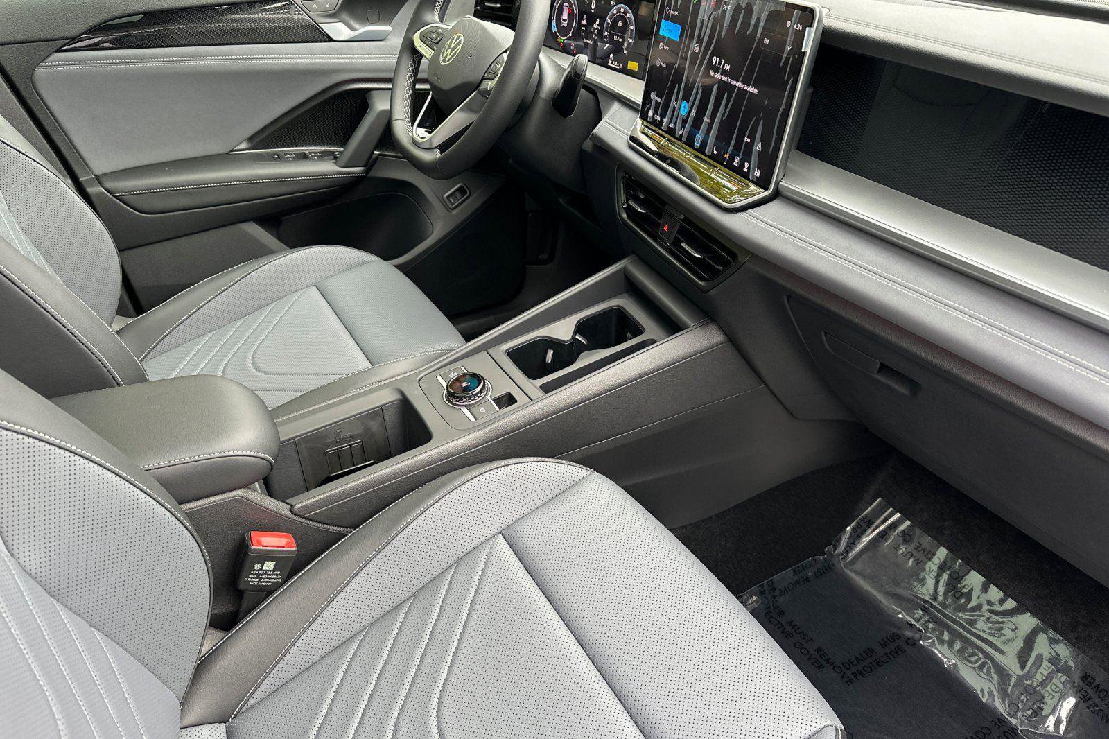 New 2026 Volkswagen Tiguan SE image 15