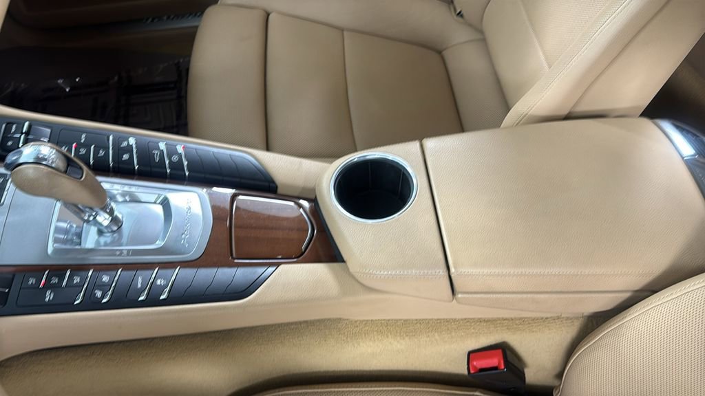 Used 2011 Porsche Panamera 4 image 33