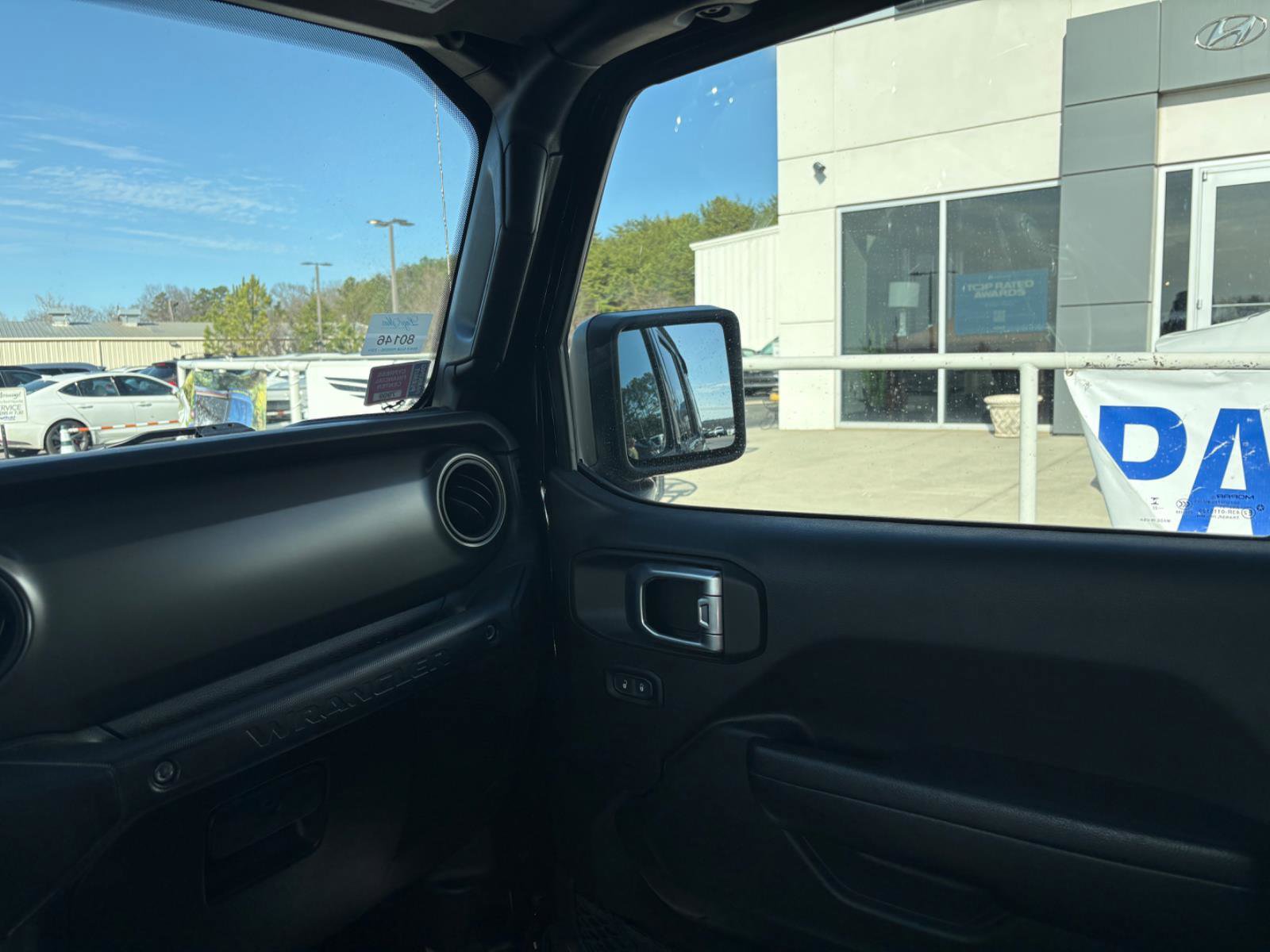 Used 2023 Jeep Wrangler Sport S image 24