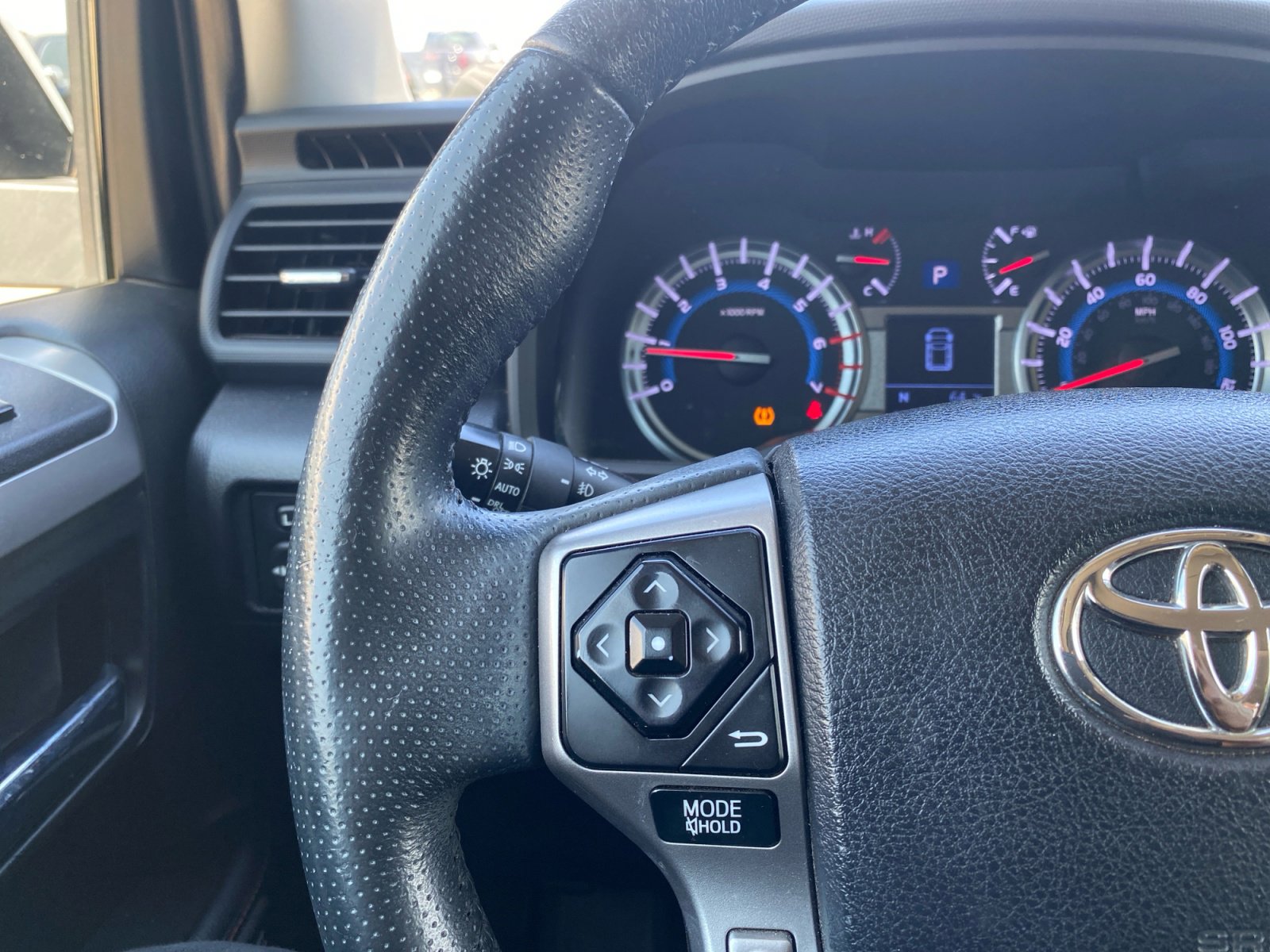 Used 2018 Toyota 4Runner Limited image 29