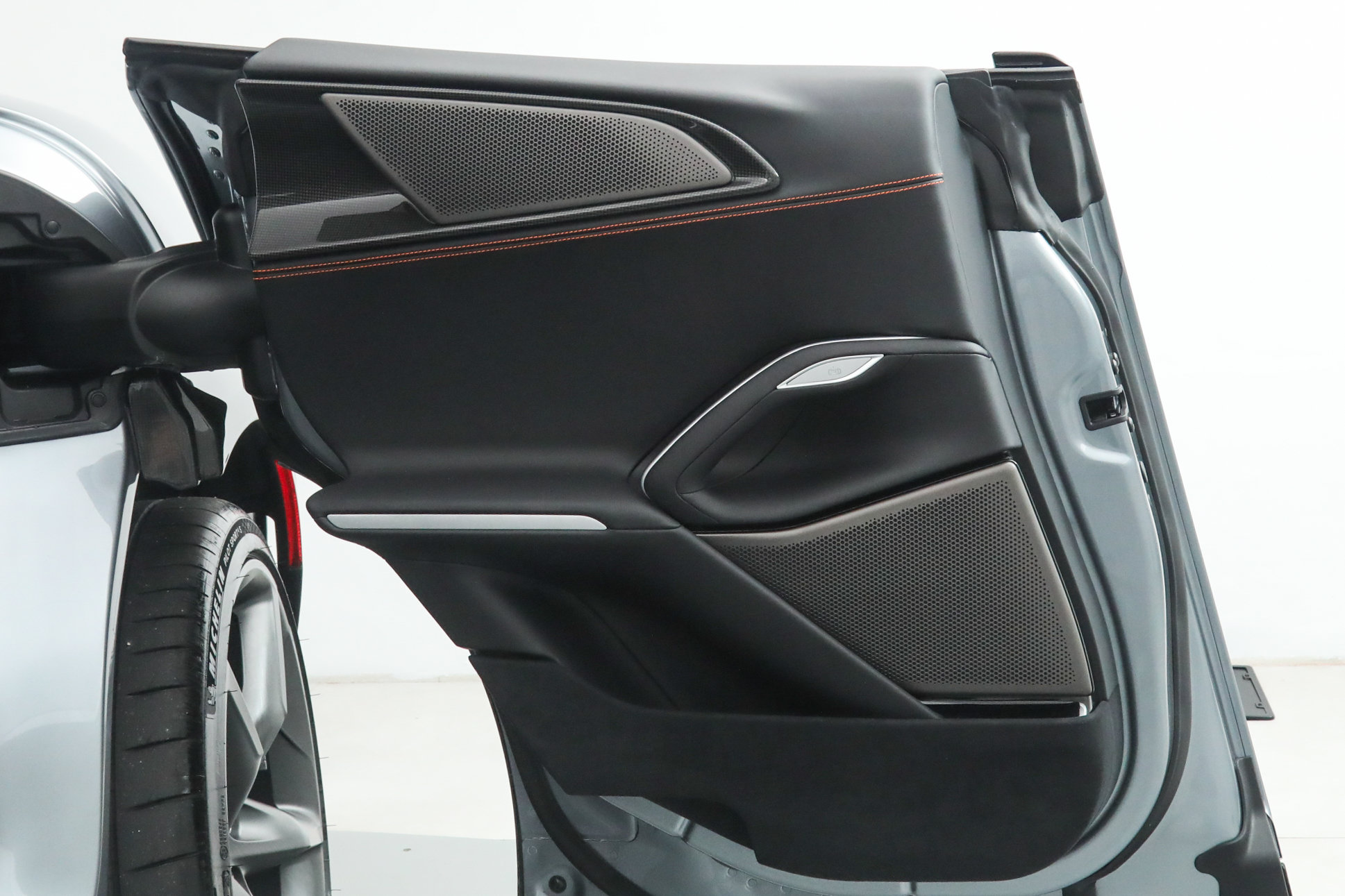 Certified 2024 Ferrari Purosangue AWD/4WD image 68
