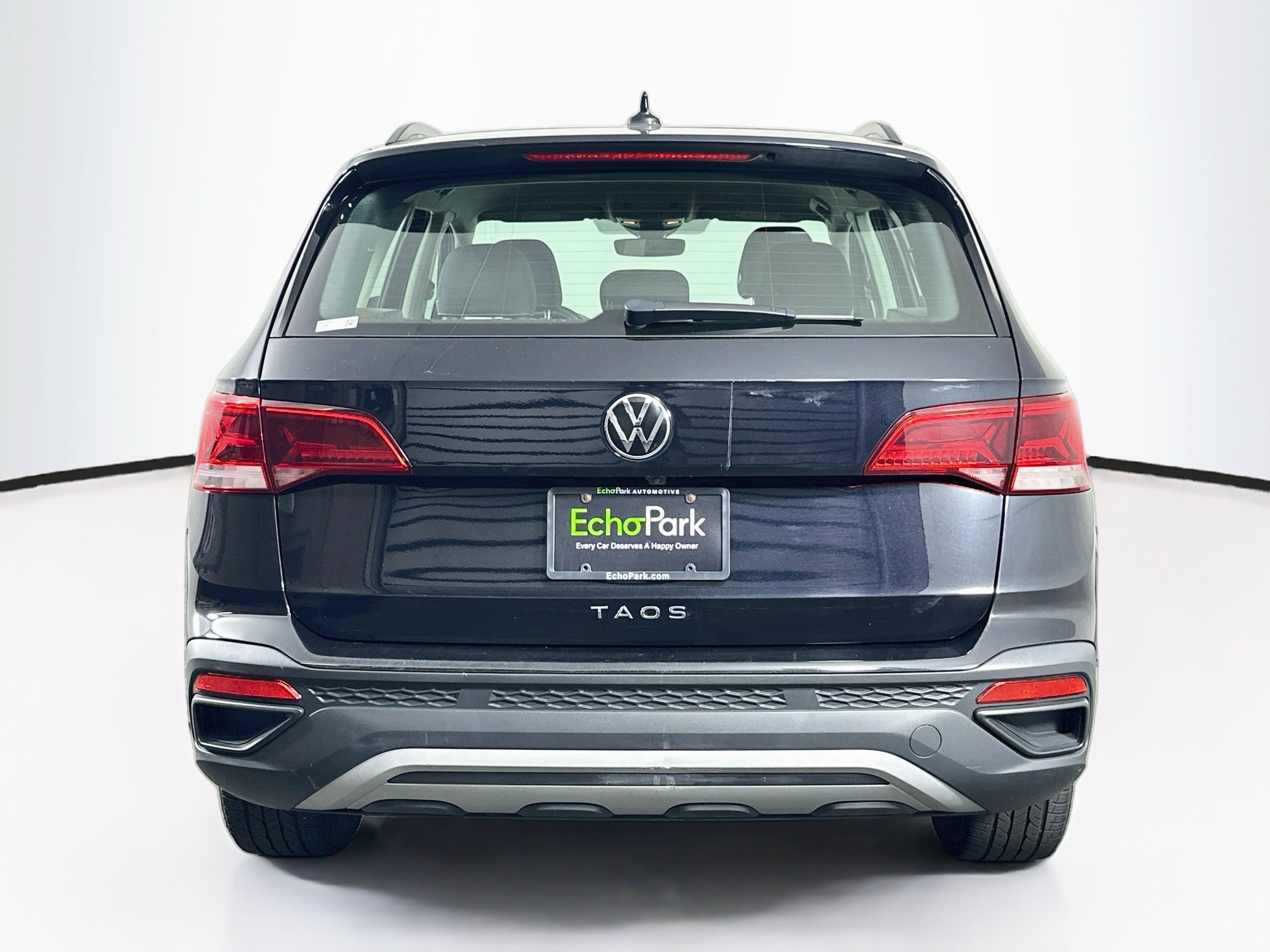 Used 2024 Volkswagen Taos S FWD image 7