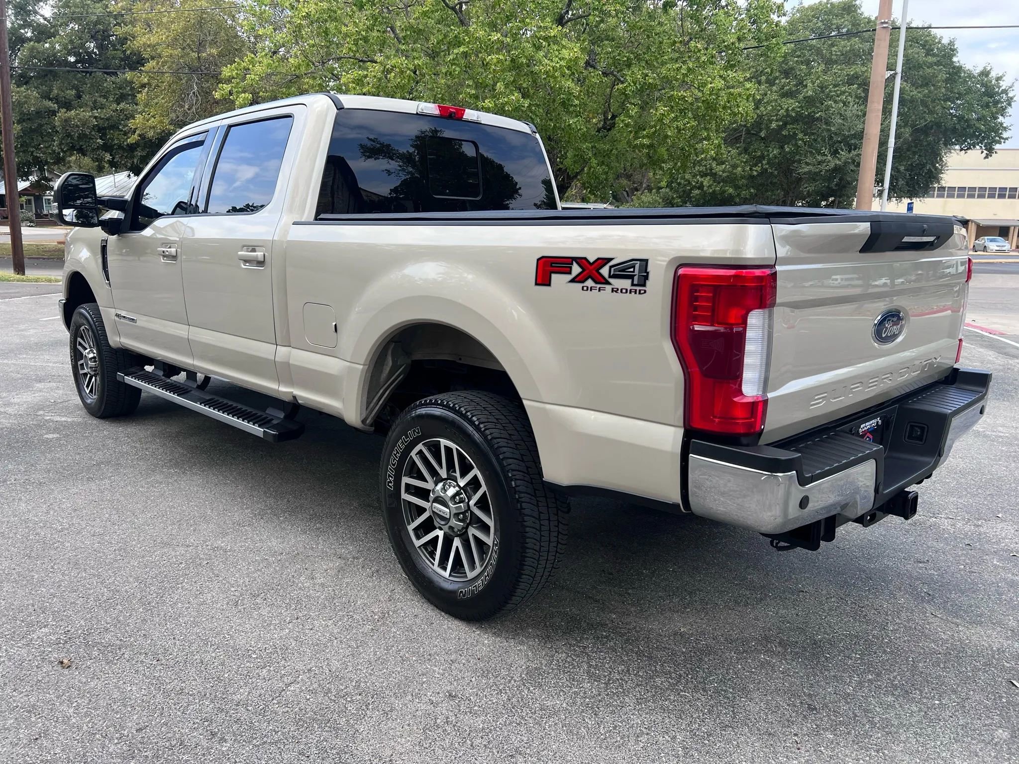 Used 2018 Ford F250 Lariat w/ Lariat Ultimate Package image 7