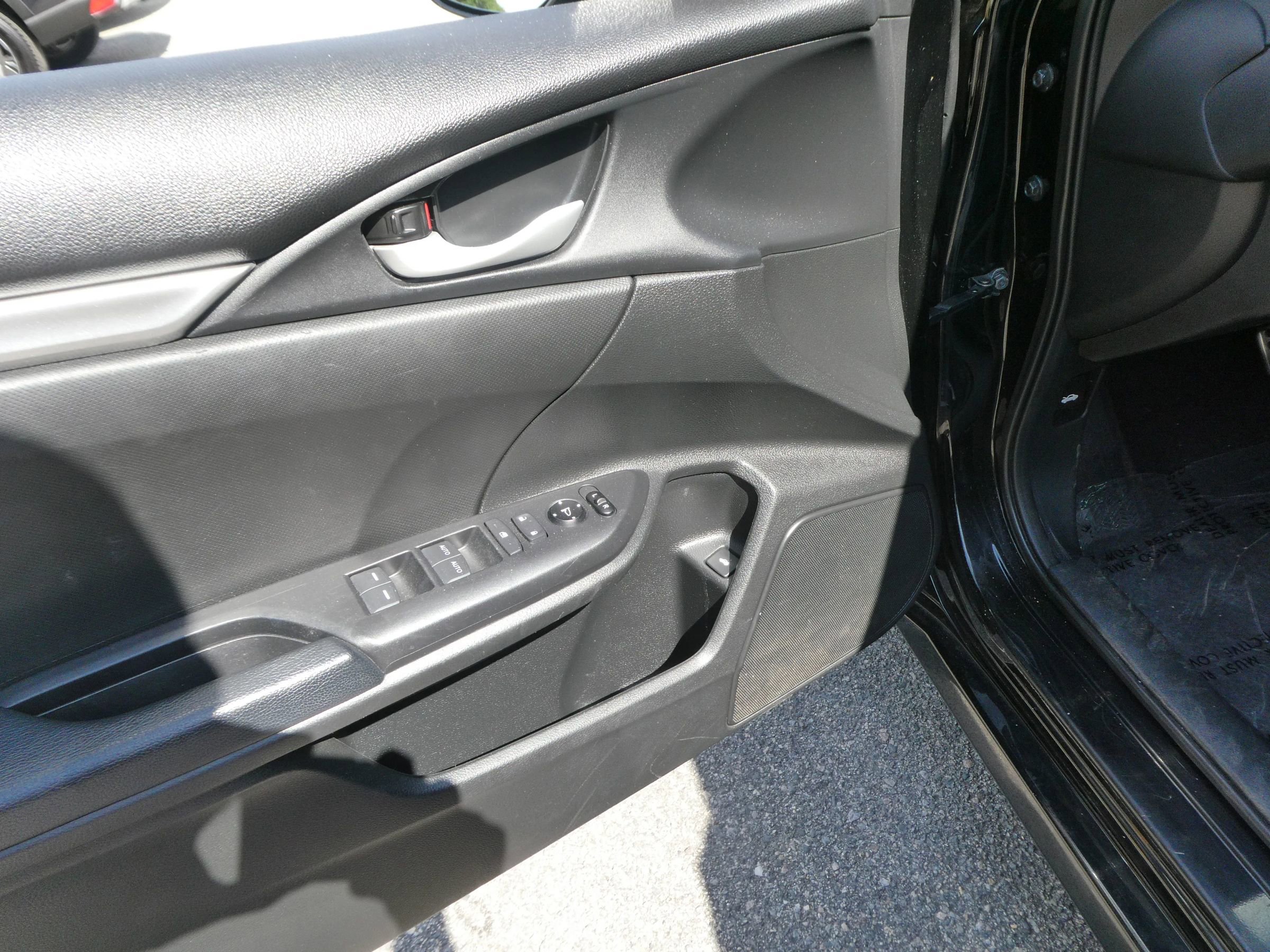 Used 2021 Honda Civic Sport image 14