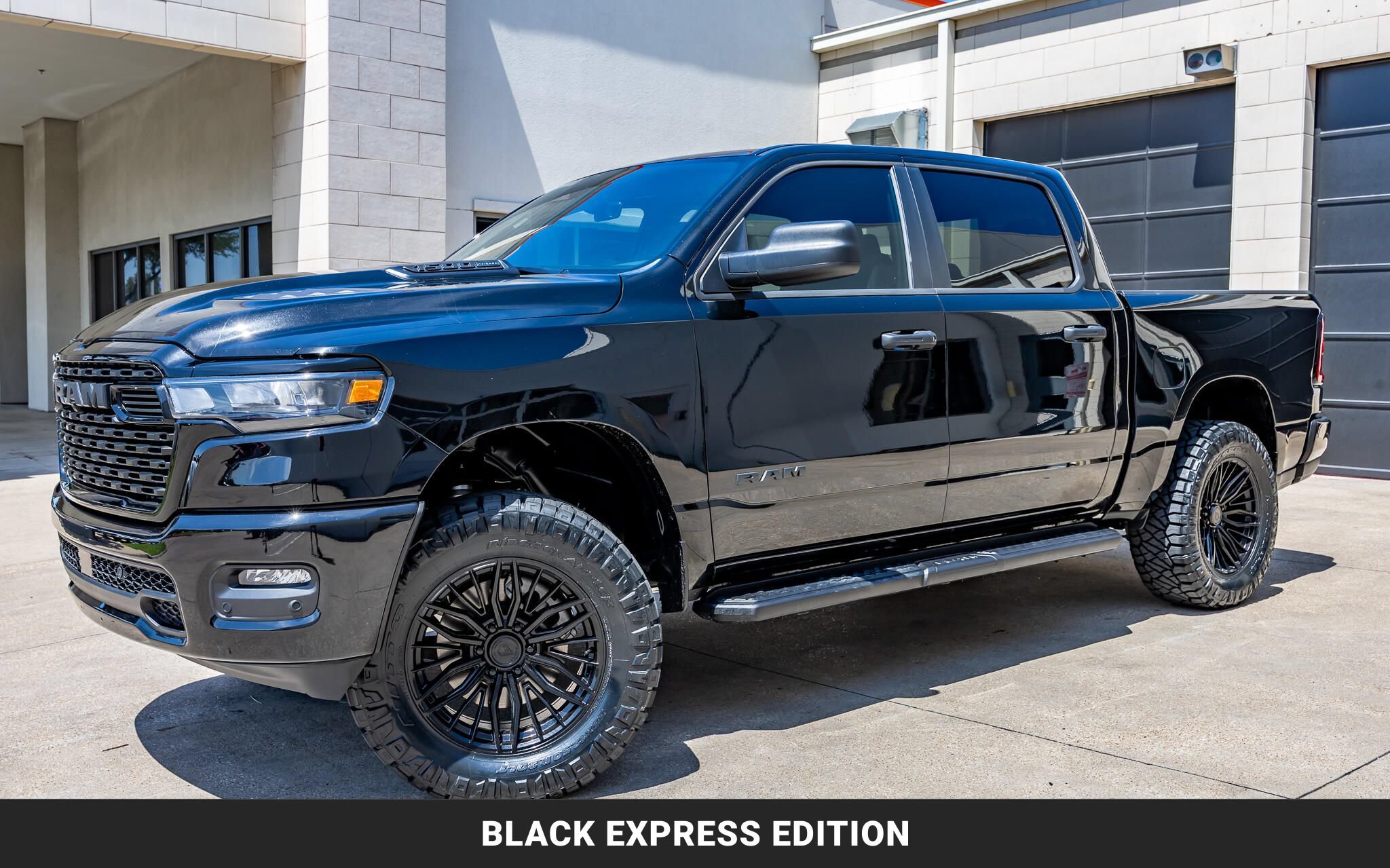 Used 2026 RAM 1500 Express AWD/4WD image 5