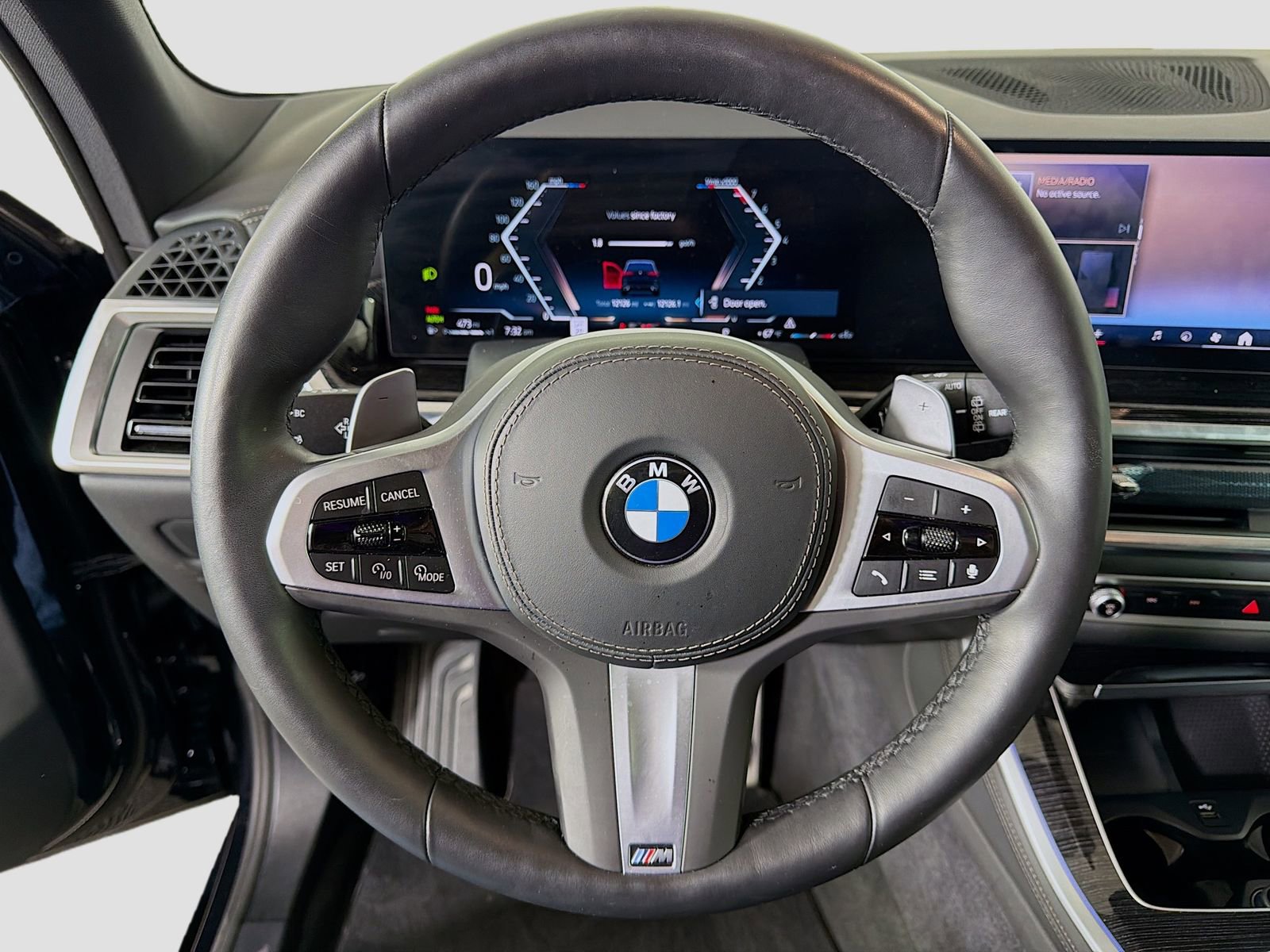 Used 2026 BMW X5 xDrive40i w/ M Sport Package image 12