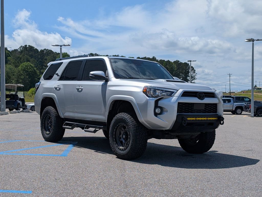 Used 2020 Toyota 4Runner TRD Off-Road Premium w/ Moonroof Package AWD/4WD image 7