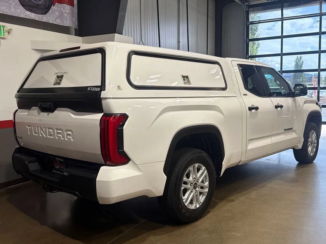 Used 2022 Toyota Tundra SR5 AWD/4WD image 4