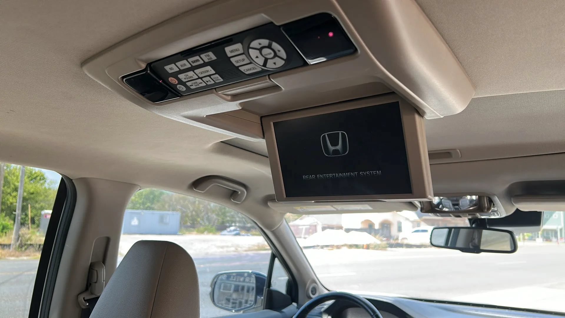 Used 2018 Honda Pilot Touring image 25