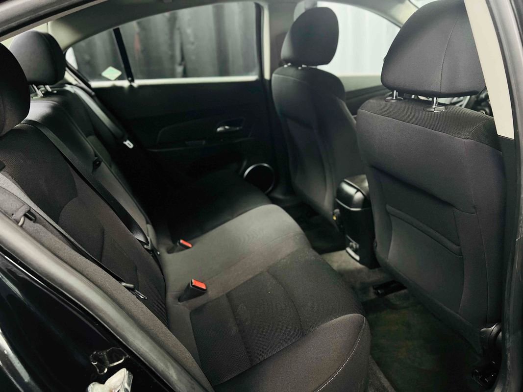 Used 2013 Chevrolet Cruze LT w/ All-Star Edition image 20