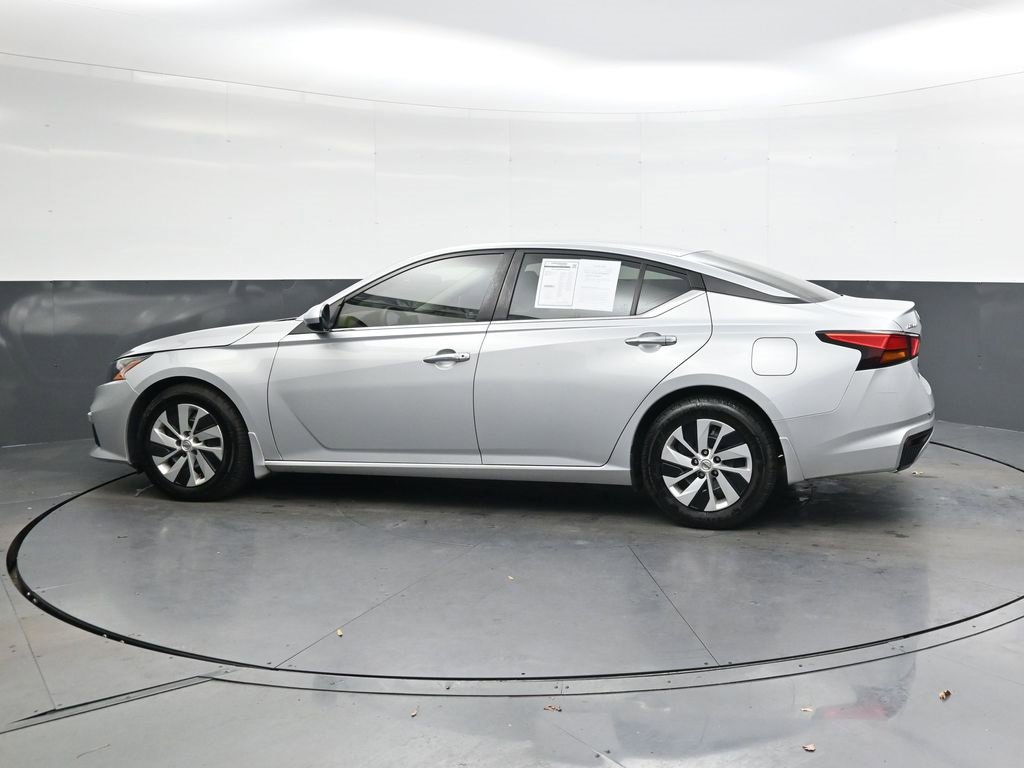 Used 2022 Nissan Altima 2.5 S image 3