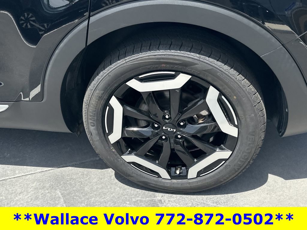 Used 2023 Kia Telluride EX FWD image 13