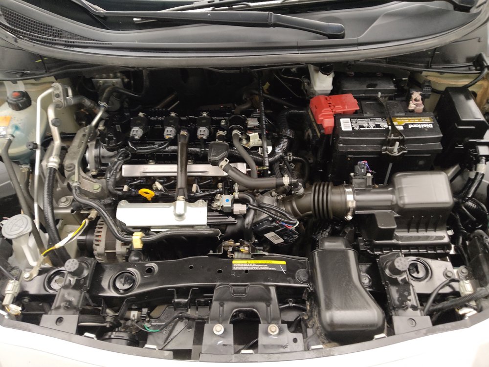 Used 2020 Nissan Versa S FWD image 30