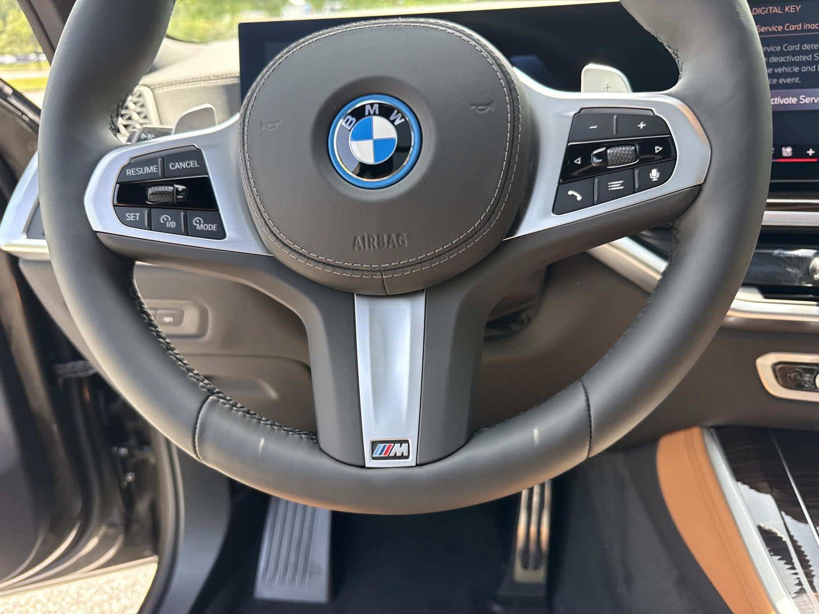 New 2026 BMW X5 xDrive50e w/ M Sport Package AWD/4WD image 18