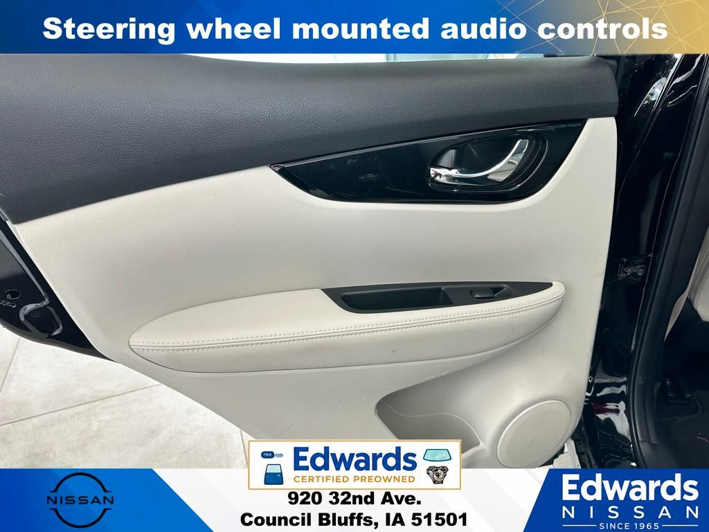Used 2022 Nissan Rogue Sport SL AWD/4WD image 12
