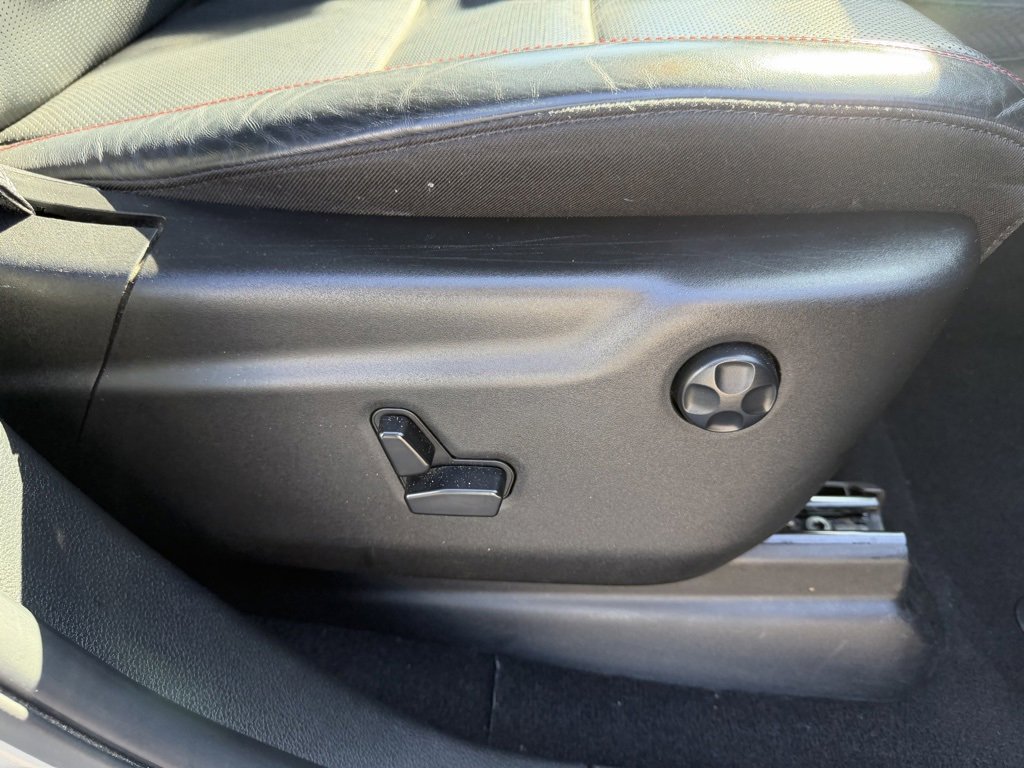 Used 2024 Dodge Durango GT image 33