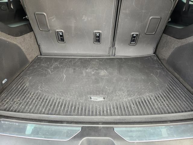 Used 2025 Cadillac Escalade ESV Premium Luxury w/ LPO, Floor Liner Package AWD/4WD image 35