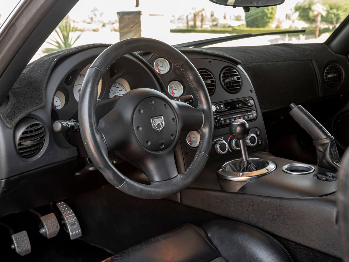 Used 2004 Dodge Viper SRT-10 RWD image 20