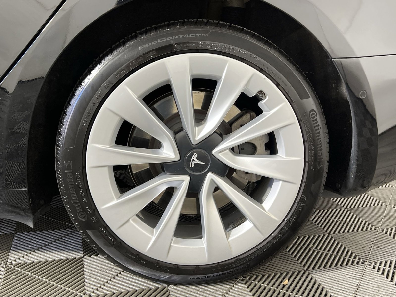 Used 2021 Tesla Model 3 Long Range image 12