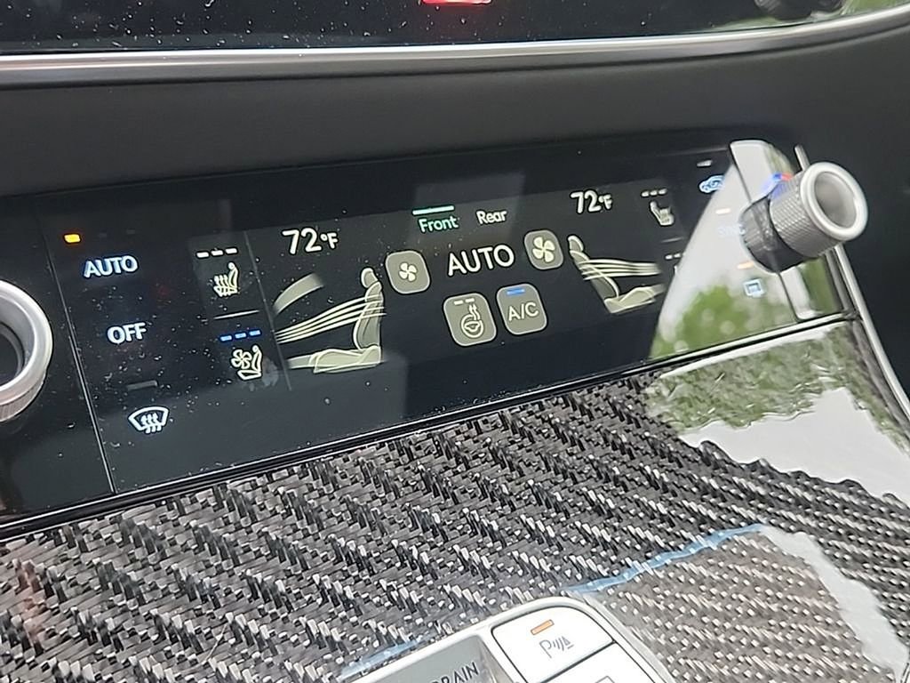 Certified 2026 Genesis GV70 3.5T Sport Prestige AWD/4WD image 22