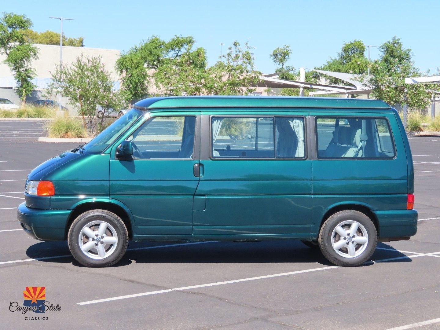 Used 2003 Volkswagen Eurovan MV image 23