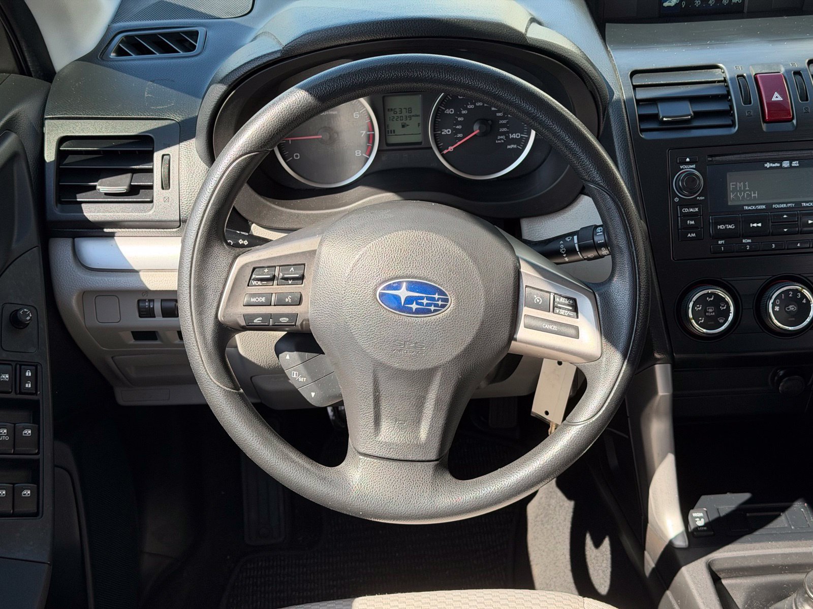 Used 2014 Subaru Forester 2.5i Premium w/ Popular Package #2 AWD/4WD image 8