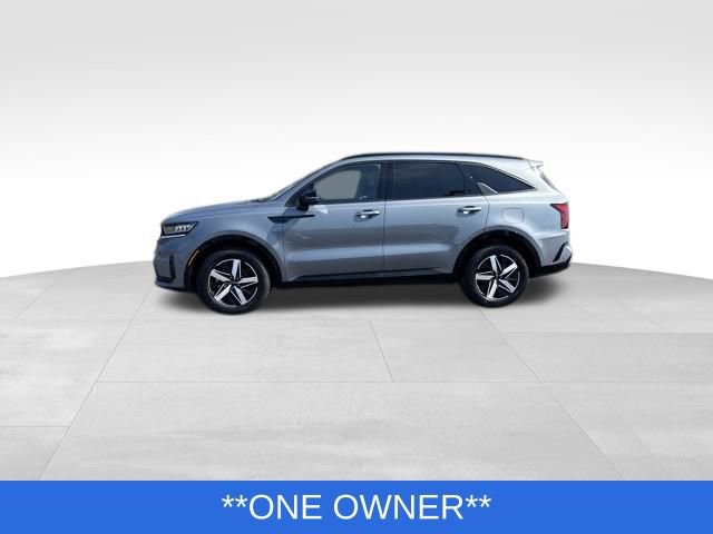 Used 2023 Kia Sorento S image 2