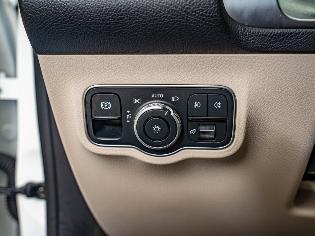Certified 2026 Mercedes-Benz GLB 250 4MATIC image 20