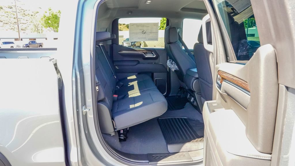 New 2026 GMC Sierra 1500 SLE AWD/4WD image 11