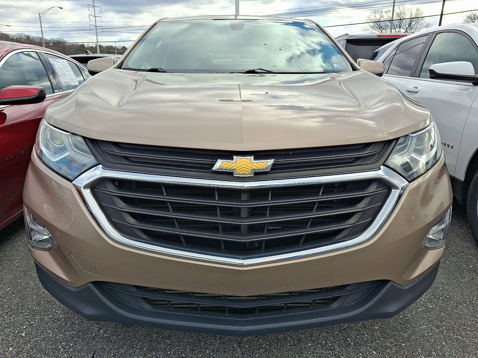 Used 2019 Chevrolet Equinox LT image 2