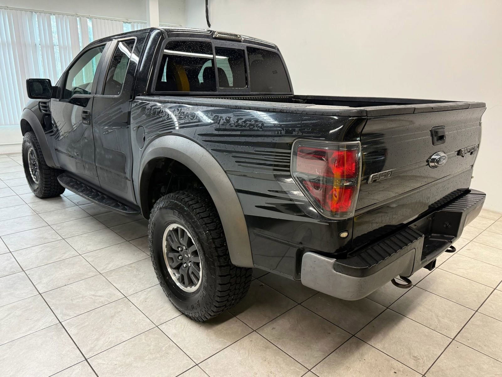 Used 2010 Ford F150 Raptor AWD/4WD image 7