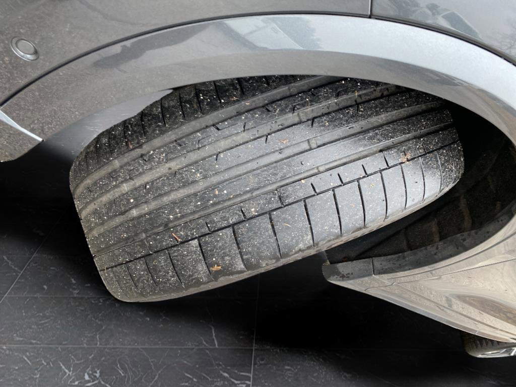 Used 2022 Audi RS Q8 w/ Carbon Optic Package image 53