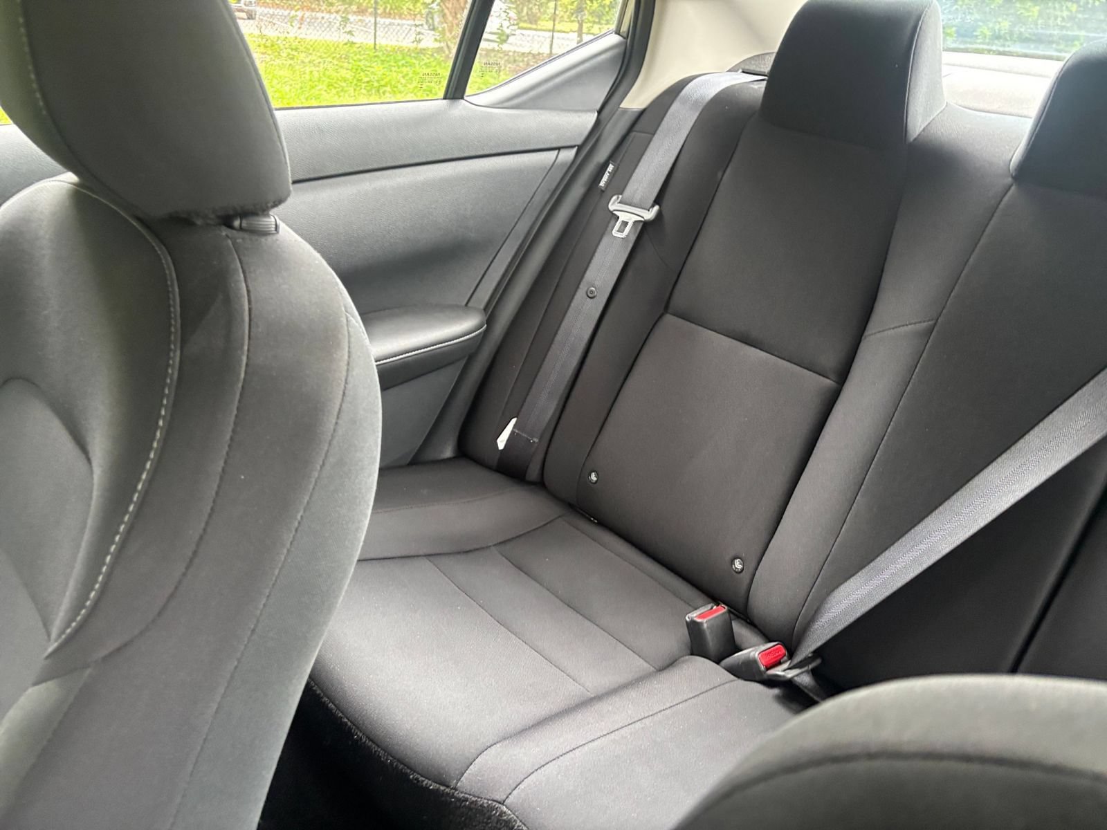 Used 2025 Nissan Sentra S FWD image 39